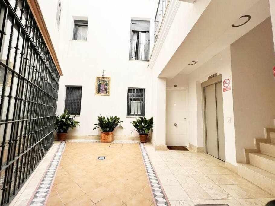 Aym Places Buen Viaje Parking Incluido Daire Sevilla Dış mekan fotoğraf