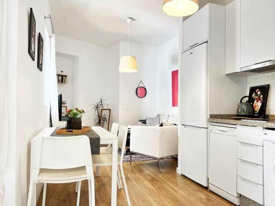 Aym Places Buen Viaje Parking Incluido Daire Sevilla Dış mekan fotoğraf