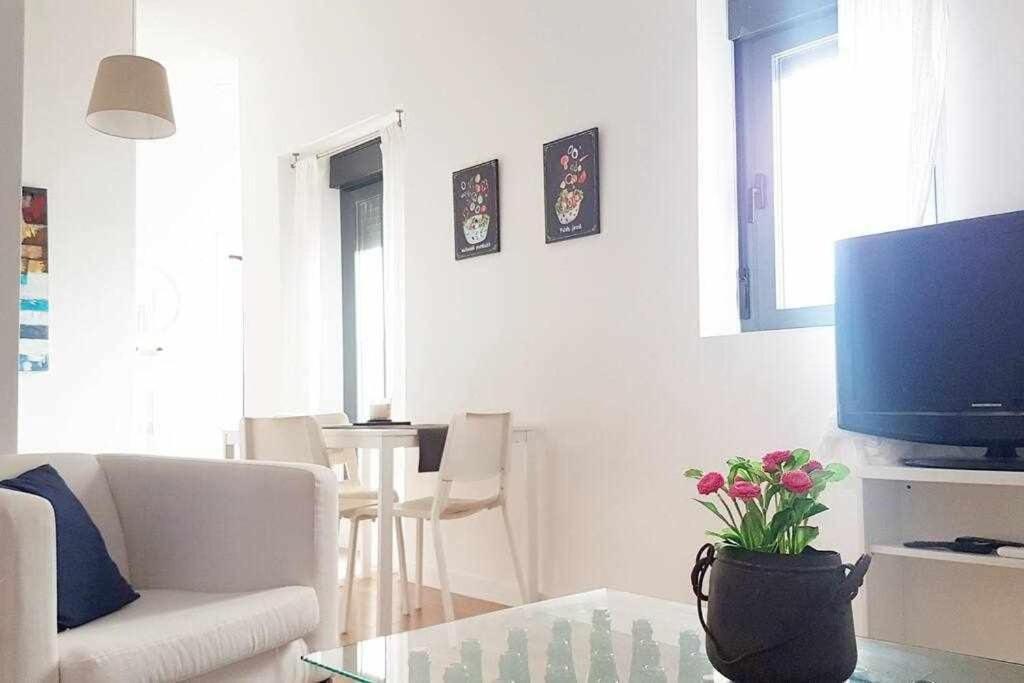 Aym Places Buen Viaje Parking Incluido Daire Sevilla Dış mekan fotoğraf